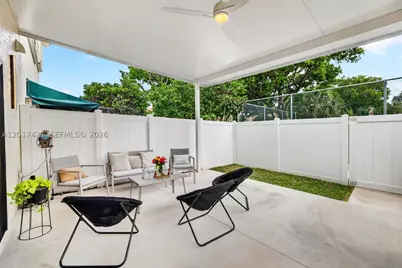 3848 Atlanta, Hollywood, FL 33021 - Photo 3