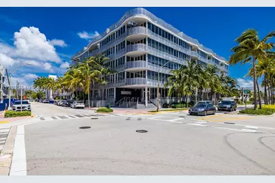 2100 Park #302, Miami Beach, FL 33139 - Photo 15
