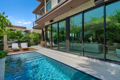 3045 N Bay, Miami Beach, FL 33140 - Photo 17