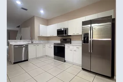 2434 Cordoba #2434, Weston, FL 33327 - Photo 3