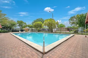 730 NW 217th, Pembroke Pines, FL 33029 - Photo 33