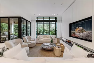 1092 N Venetian, Miami, FL 33139 - Photo 3