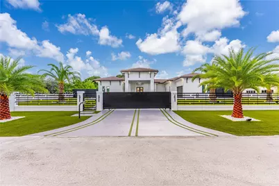 320 SW 125th, Miami, FL 33184 - Photo 5