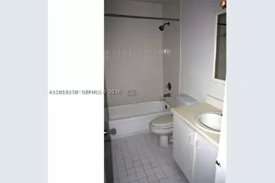 365 SW 86th #203, Pembroke Pines, FL 33025 - Photo 5