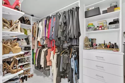 16385 Biscayne #2101, North Miami Beach, FL 33160 - Photo 31