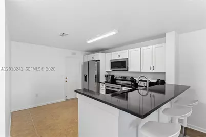 4065 Crystal Lake, Deerfield Beach, FL 33064 - Photo 7