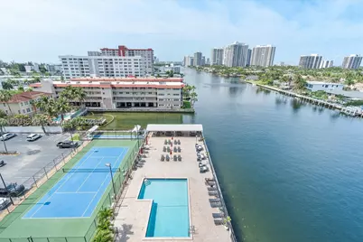 2017 S Ocean #910, Hallandale Beach, FL 33009 - Photo 9