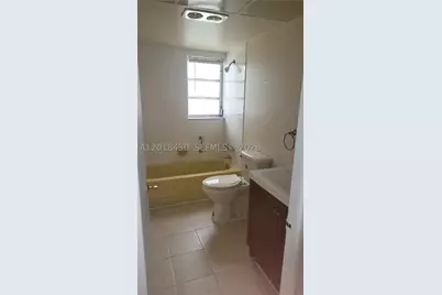 1001 NE 14th #201, Hallandale Beach, FL 33009 - Photo 11