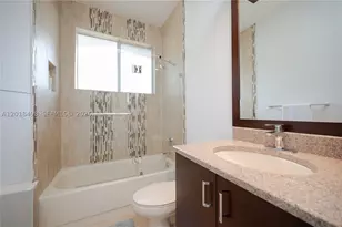 2621 Oakbrook, Weston, FL 33332 - Photo 37