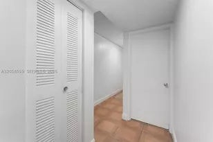 1950 W 54th, Hialeah, FL 33012 - Photo 11