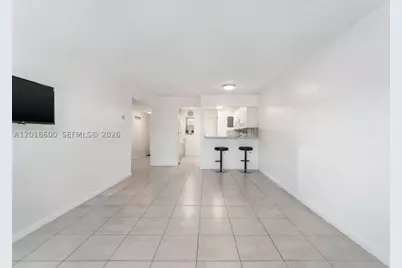 1900 W 54th #220, Hialeah, FL 33012 - Photo 5
