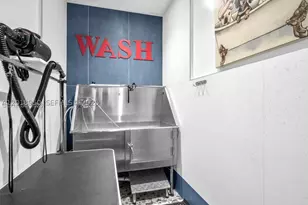 300 S Biscayne, Miami, FL 33131 - Photo 31