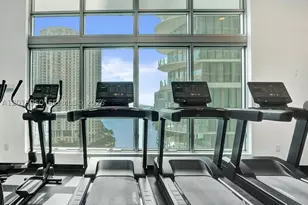 300 S Biscayne, Miami, FL 33131 - Photo 21