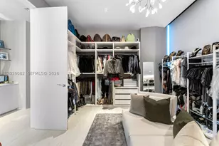 1000 Biscayne, Miami, FL 33132 - Photo 63