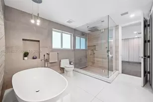 3748 Prairie, Miami Beach, FL 33140 - Photo 23