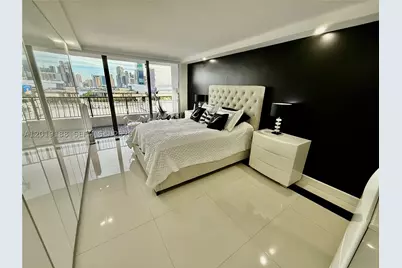 555 NE 15th #15H, Miami, FL 33132 - Photo 23