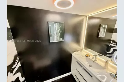555 NE 15th #15H, Miami, FL 33132 - Photo 19
