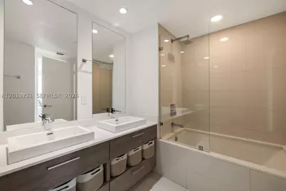 1300 S Miami #2602, Miami, FL 33130 - Photo 21