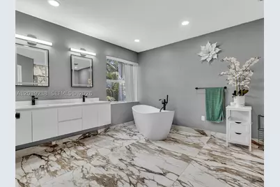 18442 NW 12th, Pembroke Pines, FL 33029 - Photo 31