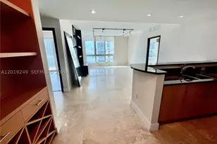 300 S Biscayne, Miami, FL 33131 - Photo 5