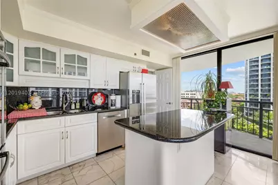 2843 S Bayshore #11F, Miami, FL 33133 - Photo 11