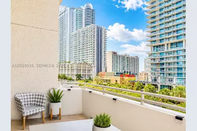 1050 Brickell #410, Miami, FL 33131 - Photo 11