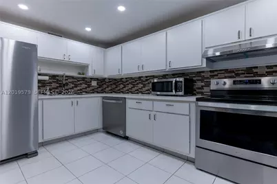 500 Three Islands #1110, Hallandale Beach, FL 33009 - Photo 13