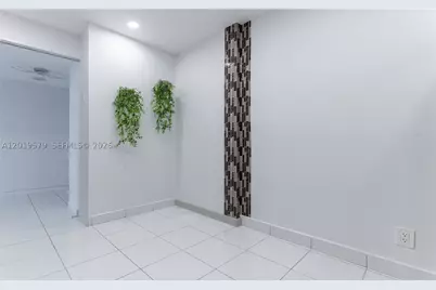500 Three Islands #1110, Hallandale Beach, FL 33009 - Photo 17