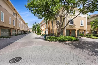 2941 NE 185th #1305, Aventura, FL 33180 - Photo 15