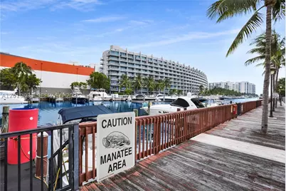 2941 NE 185th #1305, Aventura, FL 33180 - Photo 17