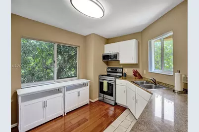 300 Scotia #206, Hypoluxo, FL 33462 - Photo 25
