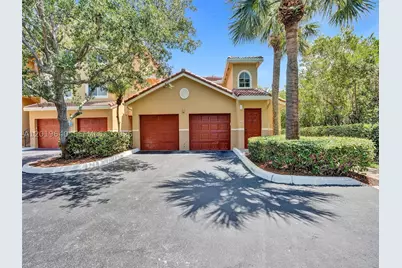 300 Scotia #206, Hypoluxo, FL 33462 - Photo 1