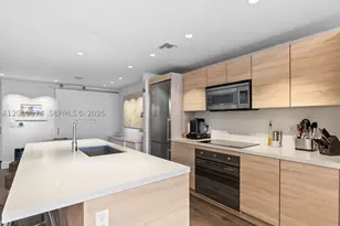 16385 Biscayne, North Miami Beach, FL 33160 - Photo 21