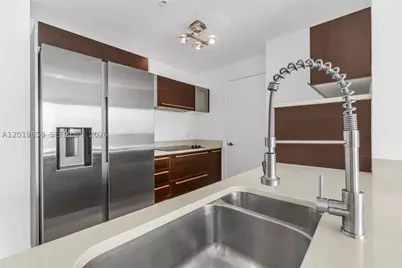 1900 N Bayshore #3216, Miami, FL 33132 - Photo 3