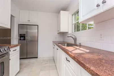 228 SW 23rd #FRONT, Miami, FL 33129 - Photo 21