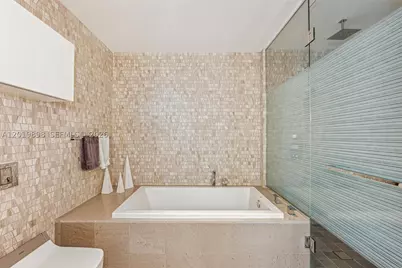 88 SW 7th #2111, Miami, FL 33130 - Photo 19
