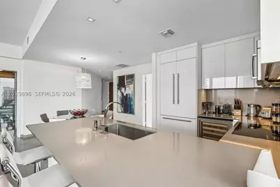 88 SW 7th #2111, Miami, FL 33130 - Photo 5