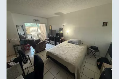 6780 W 2nd #313, Hialeah, FL 33012 - Photo 11
