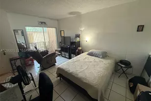 6780 W 2nd, Hialeah, FL 33012 - Photo 11