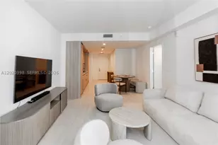 77 SE 5th, Miami, FL 33131 - Photo 1