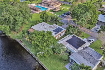 6408 NW 72nd, Tamarac, FL 33321 - Photo 57