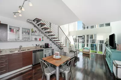 41 SE 5th #704, Miami, FL 33131 - Photo 3