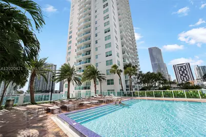 41 SE 5th #704, Miami, FL 33131 - Photo 33