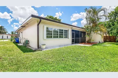 500 NW 96th, Pembroke Pines, FL 33024 - Photo 29