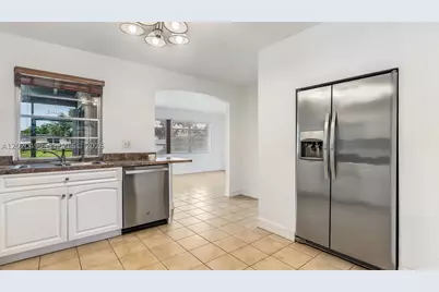 500 NW 96th, Pembroke Pines, FL 33024 - Photo 23