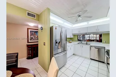 10208 NW 24th #203, Sunrise, FL 33322 - Photo 15
