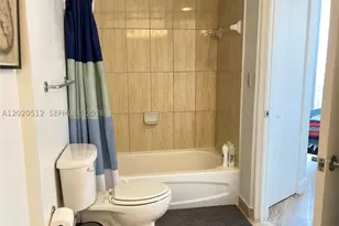 1750 N Bayshore, Miami, FL 33132 - Photo 27