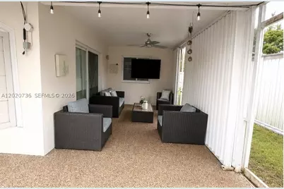 661 SW 67th, Pembroke Pines, FL 33023 - Photo 7