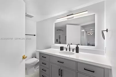 19101 NE 36th #402, Aventura, FL 33180 - Photo 23