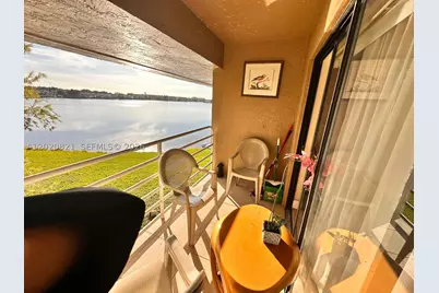5953 W 28th #24, Hialeah, FL 33016 - Photo 33